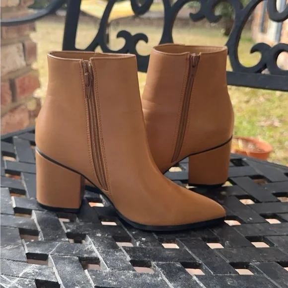 ShuShop VILMA Tan Booties—Size 7 - Picture 4 of 12